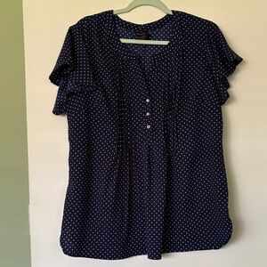Navy Polka Dot Women's Top
By Penelope’s Closet